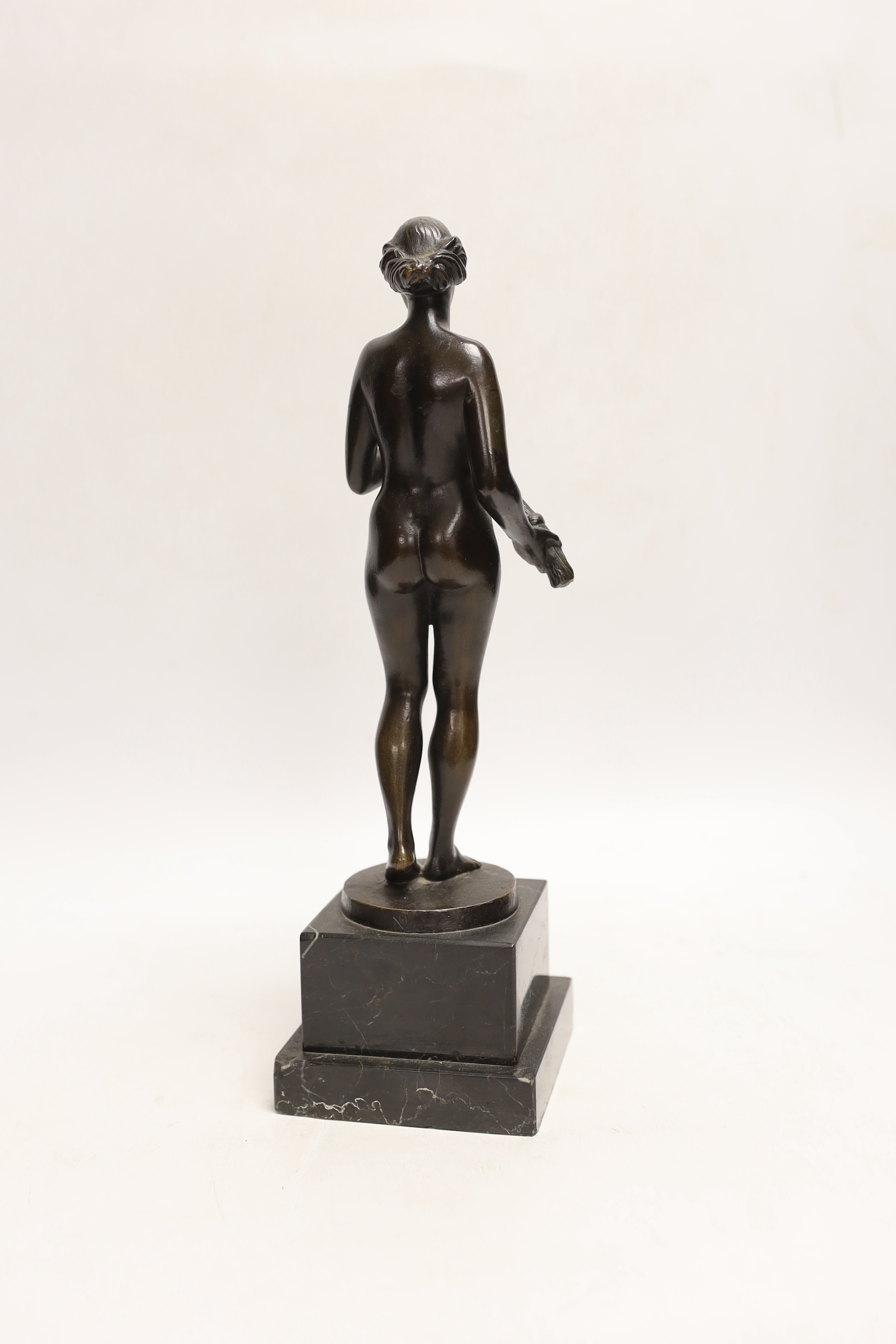 Friedrich Glatz (1882-1952), a bronze nude on marble base, 28.5cm
